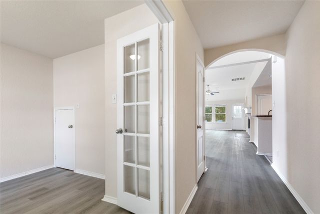 5140 Mirror Lake Drive, Haltom City, TX 76117