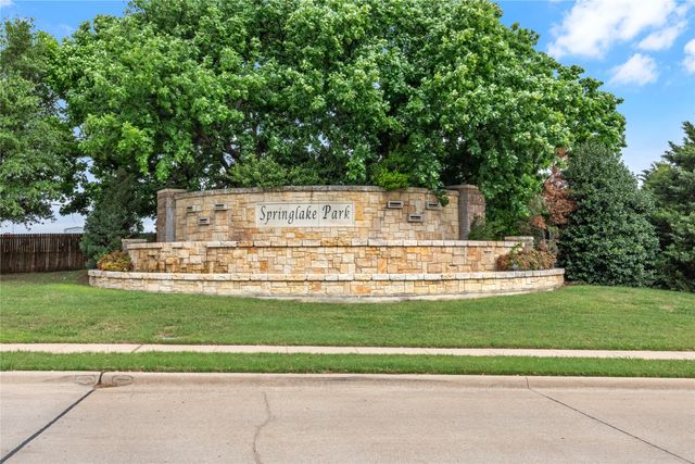 5140 Mirror Lake Drive, Haltom City, TX 76117