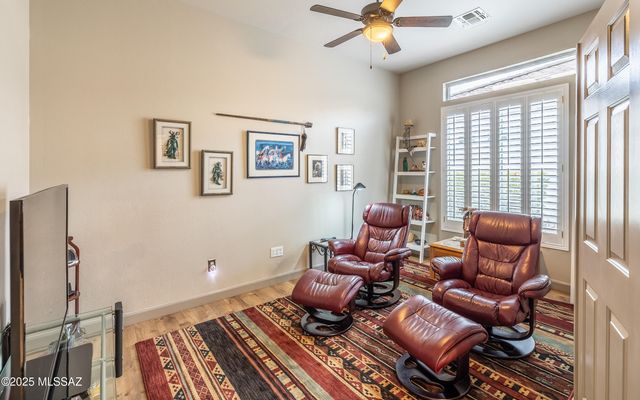 5062 W Coyote Gulch Loop, Marana, AZ 85658