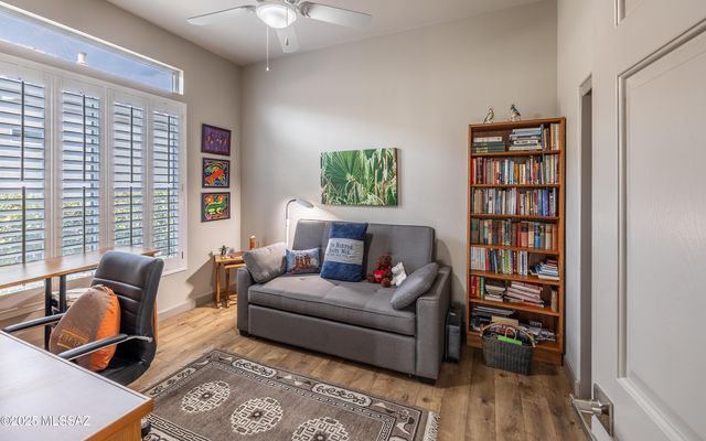 5062 W Coyote Gulch Loop, Marana, AZ 85658