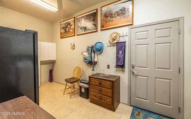 5062 W Coyote Gulch Loop, Marana, AZ 85658