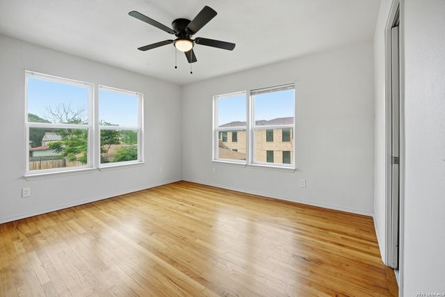 109 ALEXANDER HAMILTON DR, San Antonio, TX 78228