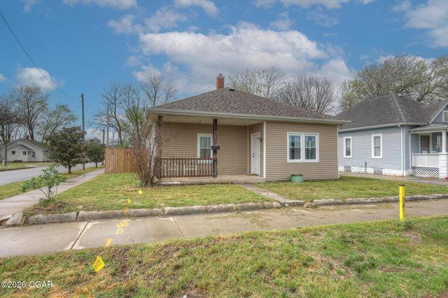 2028 S Porter Avenue, Joplin, MO 64804