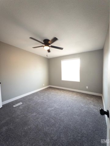 8925 Oleander Avenue, California City, CA 93505