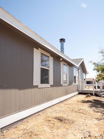 8925 Oleander Avenue, California City, CA 93505