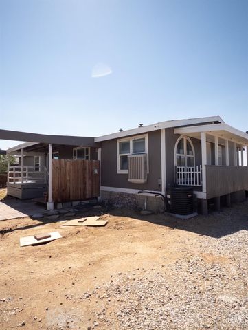 8925 Oleander Avenue, California City, CA 93505