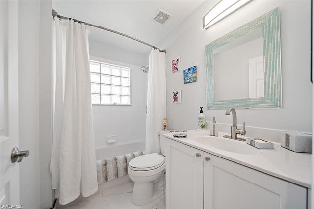 1638 Triangle Palm TER, Naples, FL 34119