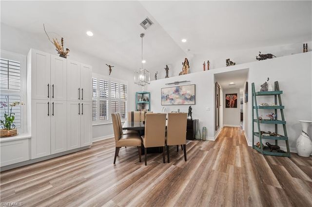 1638 Triangle Palm TER, Naples, FL 34119