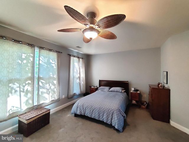 106 GRACE LN, Falls Church, VA 22046