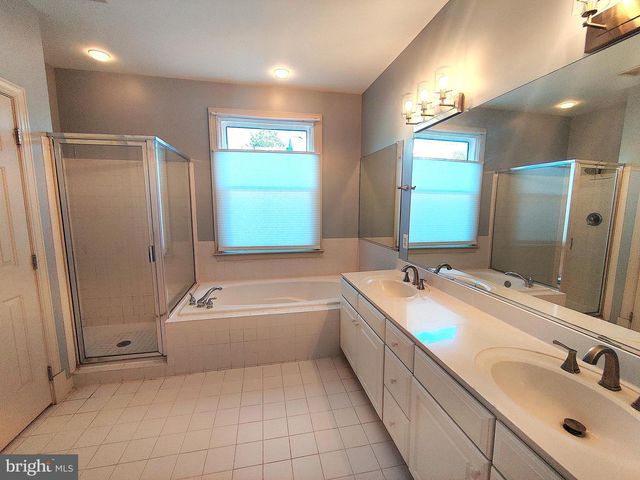 106 GRACE LN, Falls Church, VA 22046
