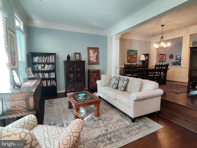 106 GRACE LN, Falls Church, VA 22046