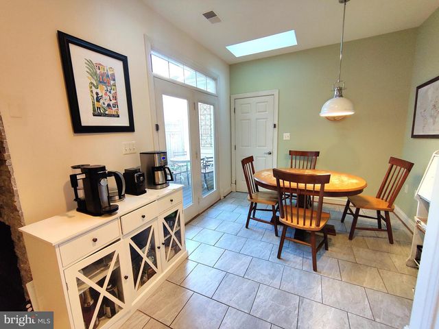 106 GRACE LN, Falls Church, VA 22046
