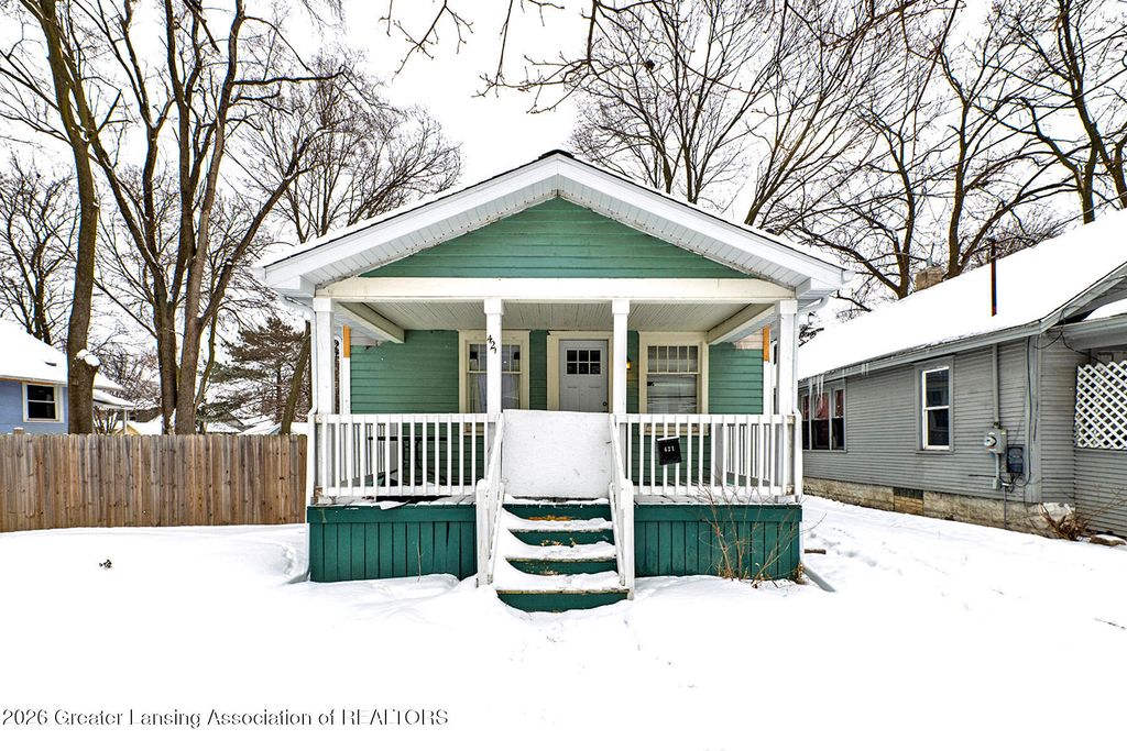 421 S Clemens Avenue, Lansing, MI 48912