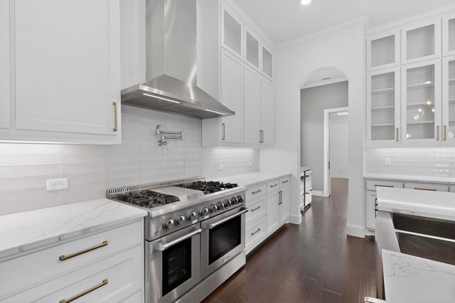 306 Terrace Lane, Cedar Hill, TX 75104