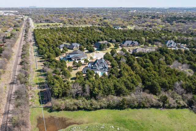 306 Terrace Lane, Cedar Hill, TX 75104