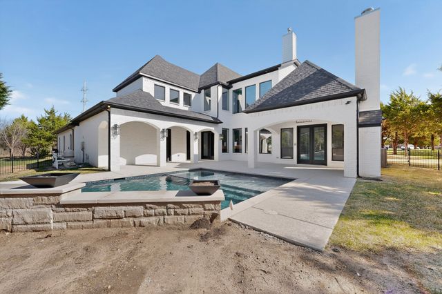 306 Terrace Lane, Cedar Hill, TX 75104