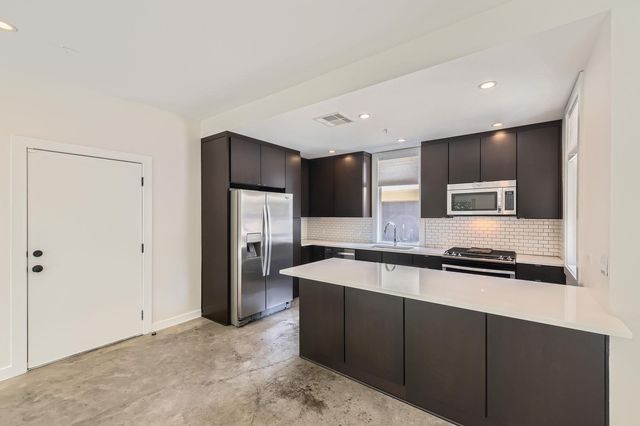 1931 E 38th 1/2 ST 71, Austin, TX 78723