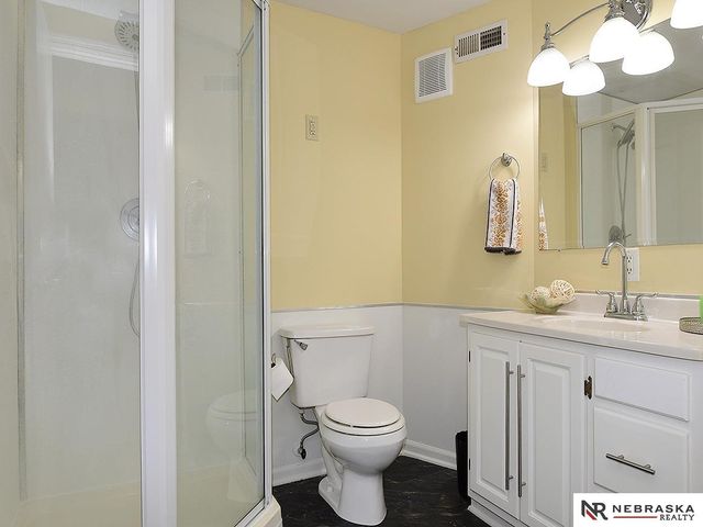 4864 S 51st Street, Omaha, NE 68117