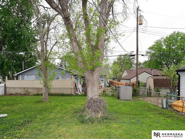 4864 S 51st Street, Omaha, NE 68117