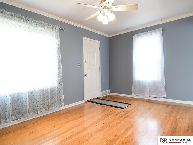 4864 S 51st Street, Omaha, NE 68117