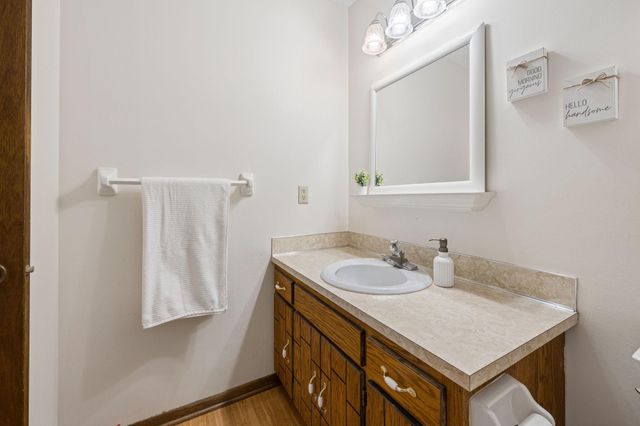 899 Lawnview Avenue, Shoreview, MN 55126