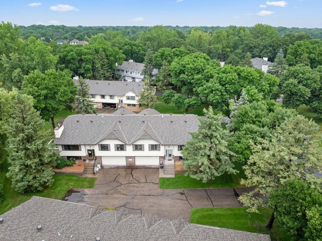 899 Lawnview Avenue, Shoreview, MN 55126