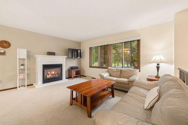 899 Lawnview Avenue, Shoreview, MN 55126