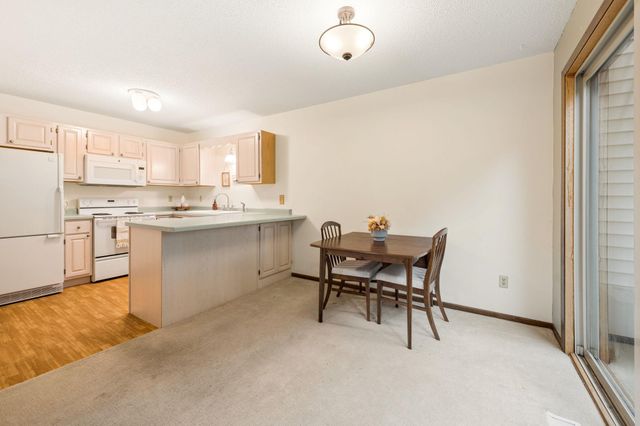 899 Lawnview Avenue, Shoreview, MN 55126