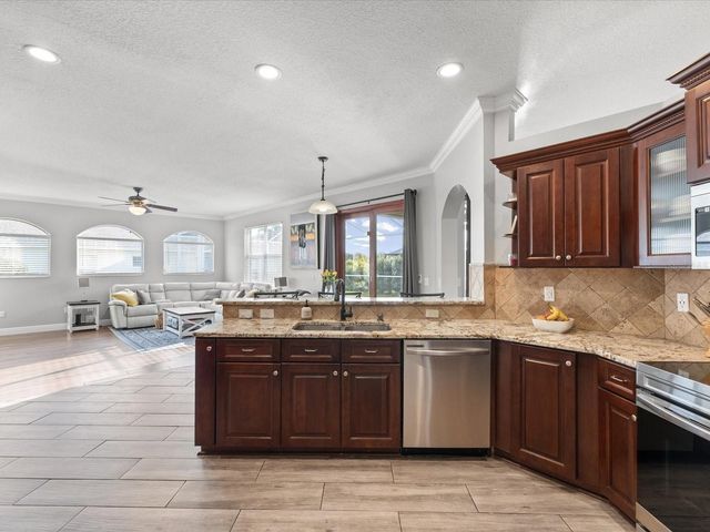 19719 SPRING WILLOW COURT, Odessa, FL 33556