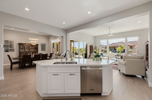 16567 W SHEILA Lane, Goodyear, AZ 85395