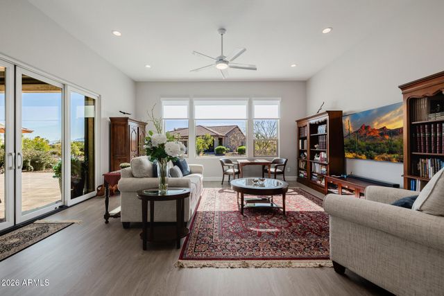 16567 W SHEILA Lane, Goodyear, AZ 85395