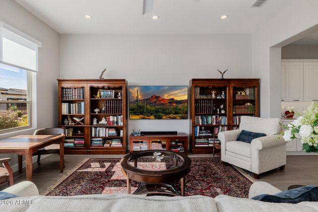 16567 W SHEILA Lane, Goodyear, AZ 85395