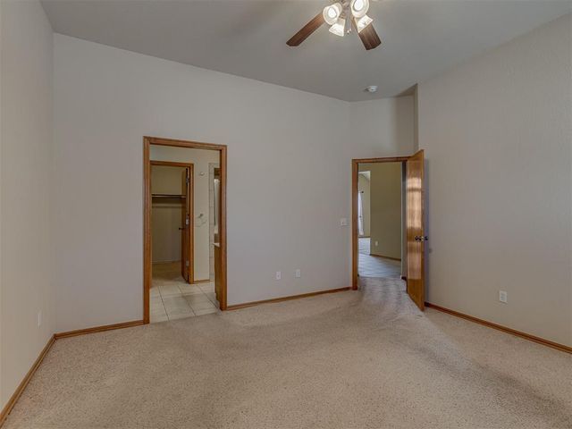 617 N White Tail Way, Mustang, OK 73064