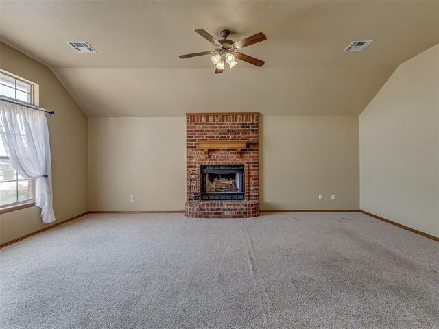 617 N White Tail Way, Mustang, OK 73064