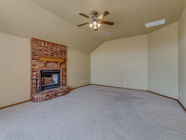 617 N White Tail Way, Mustang, OK 73064