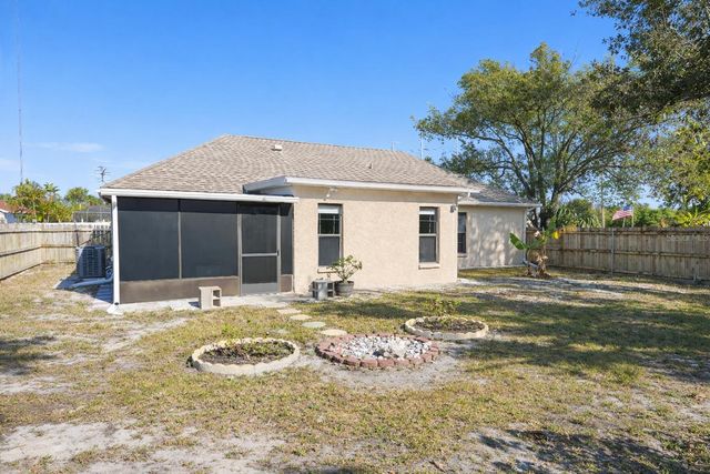 2902 BLOSSOM LAKE DRIVE, Holiday, FL 34691