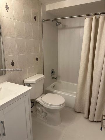 10916 SW 70th Ter, Miami, FL 33173