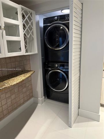 10916 SW 70th Ter, Miami, FL 33173