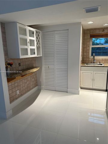 10916 SW 70th Ter, Miami, FL 33173