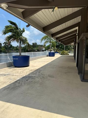 10916 SW 70th Ter, Miami, FL 33173