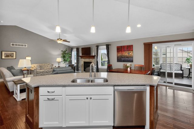 1113 NE 47th Street, Ankeny, IA 50021