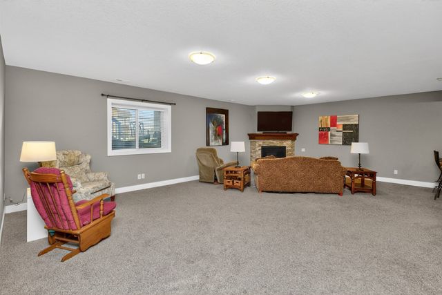 1113 NE 47th Street, Ankeny, IA 50021