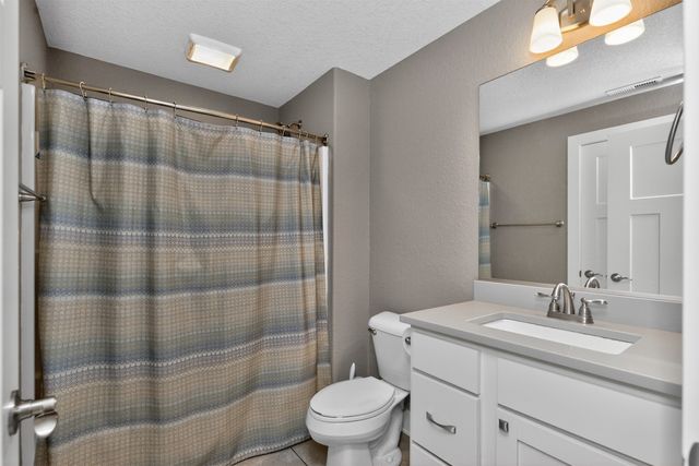 1113 NE 47th Street, Ankeny, IA 50021