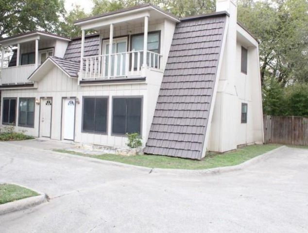500 Mimosa Street, Irving, TX 75061