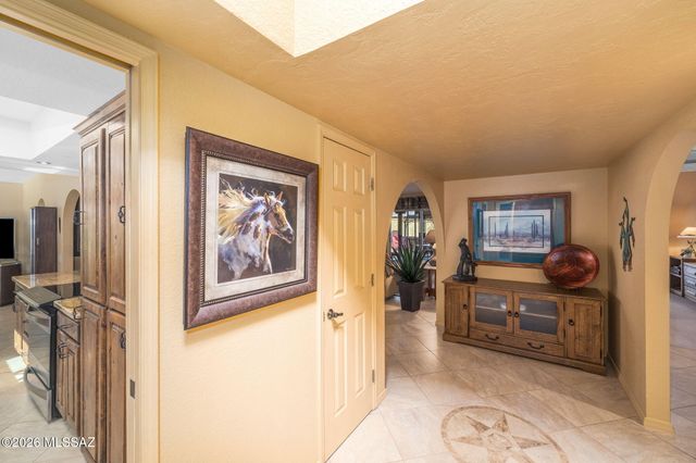 972 W Camino Urbano, Green Valley, AZ 85622