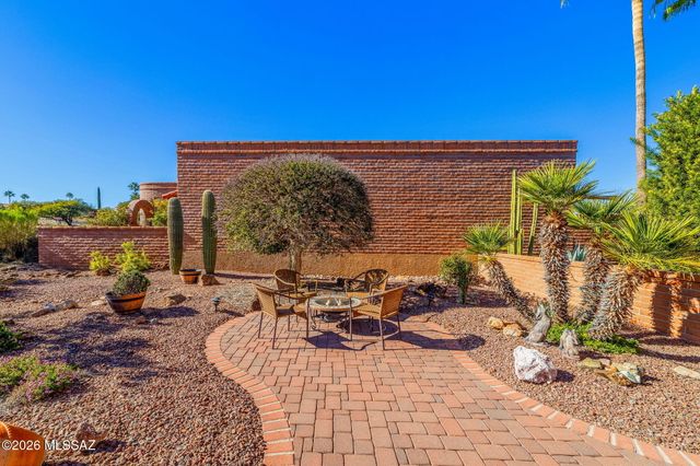 972 W Camino Urbano, Green Valley, AZ 85622