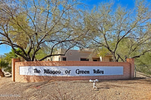 972 W Camino Urbano, Green Valley, AZ 85622