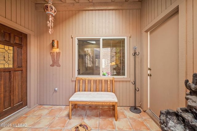 972 W Camino Urbano, Green Valley, AZ 85622