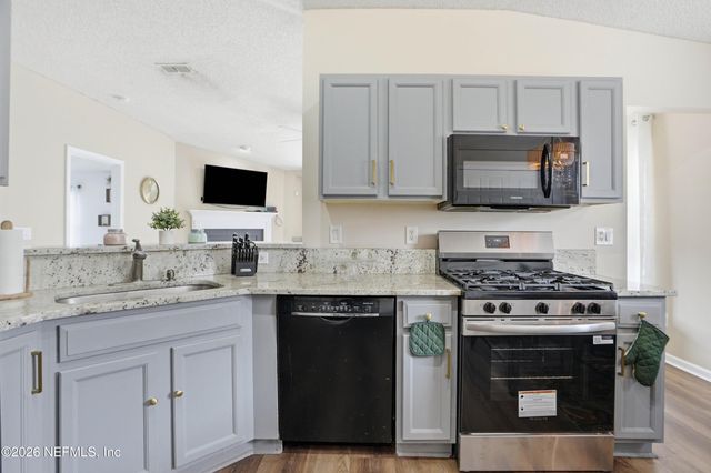 3239 DEUCE Court, Jacksonville, FL 32277