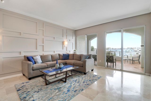 806 E Windward Way 102, Lantana, FL 33462